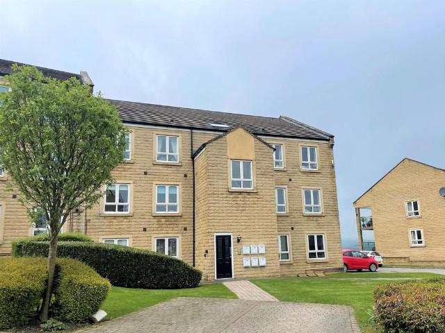 Northfield Court, Sheffield, S10 2 bed flat to rent £1,200 pcm £277 pw