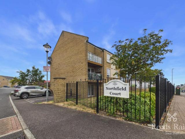 Northfield Court, South Yorkshire S10 2 bed apartment to rent £1,050 pcm £242 pw