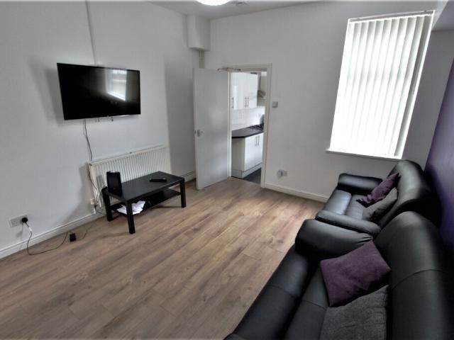 Northfield Road, Coventry, CV1 2DB