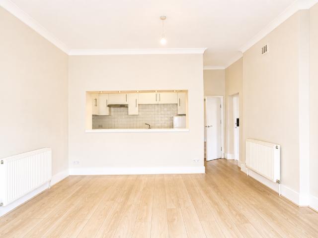 Northfield Road, London N16, 2 bed flat to rent, £2,550 pcm | PrimeLocation