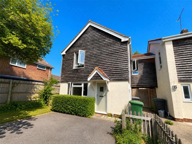 Northfields, Twyford, Winchester SO21, 3 bed detached house to rent, £1,650 pcm | PrimeLocation