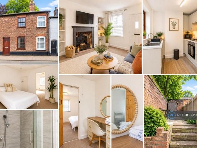 Northgate, Beccles, NR34 2 bed terraced house to rent £1,195 pcm £276 pw