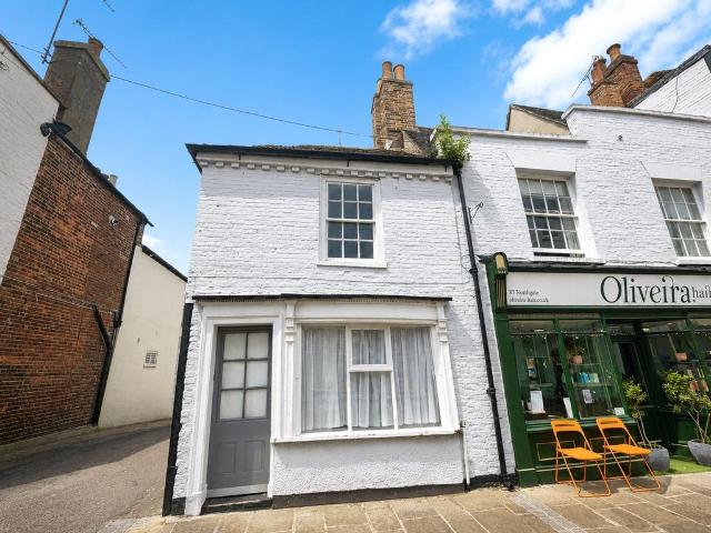 Northgate, Kent CT1 3 bed end of terrace house to rent £1,385 pcm £320 pw