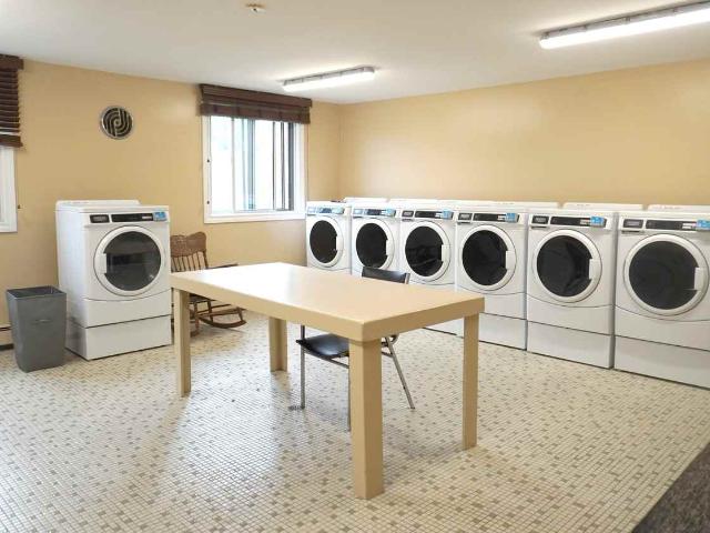 Northgate Towers 2 Bedroom Apartment for Rent at 340 Willowdale Cres, Sarnia, ON N7T 7S8 Central City