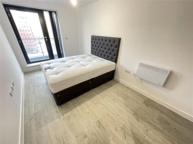 Northill Apartments, 65 Furness Quay, Salford M50, 2 bed flat to rent, £1,250 pcm | PrimeLocation