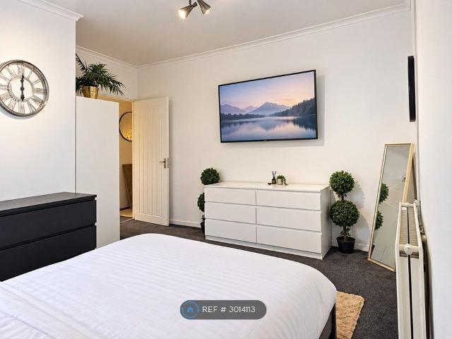Northleigh House, London E3, Room to rent, £895 pcm | PrimeLocation