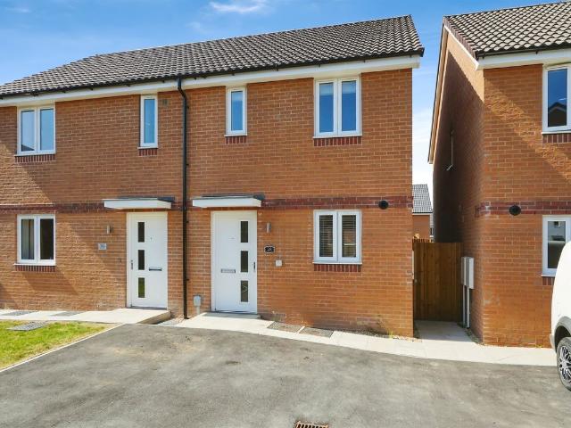 Northrop Gardens, Wantage OX12, 2 bed property to rent, £1,400 pcm | PrimeLocation