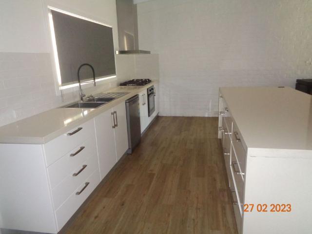 Northside Close to Scenic River Walks