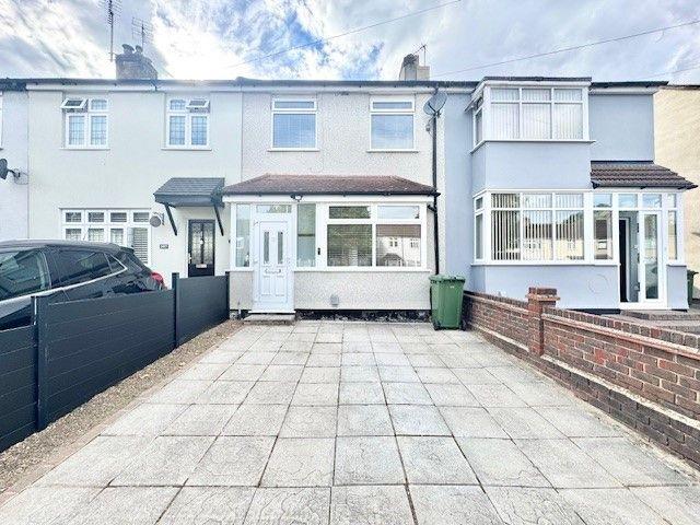 Northumberland Avenue, Hornchurch RM11, 3 bed terraced house to rent, £2,150 pcm | PrimeLocation