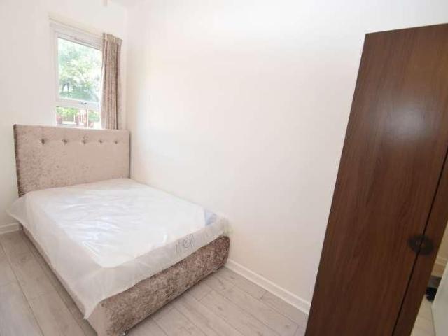 Northumberland Rd, Trafford, Manchester, M16