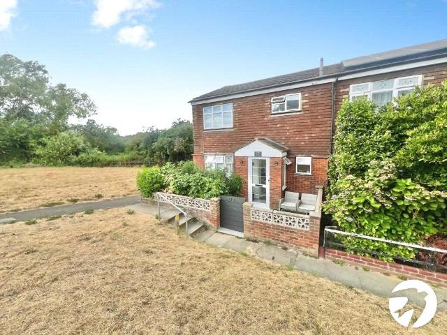 Northview, Swanley, Kent BR8, 5 bed end terrace house to rent, £2,200 pcm | PrimeLocation