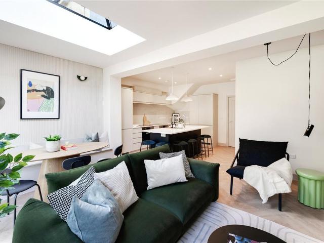 Northville Road, Horfield, Bristol. 7 bed semi detached house to rent £5,600 pcm £1,292 pw