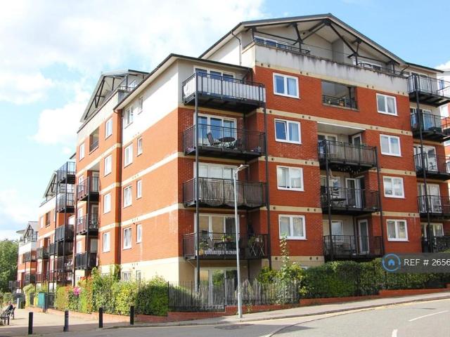 Northway, Rickmansworth, WD3 1 bed flat to rent £1,395 pcm £322 pw