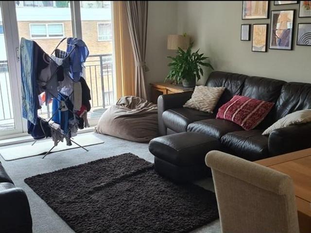 Northway, Rickmansworth, WD3 2 bed flat to rent £1,775 pcm £410 pw