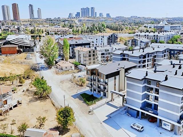 NorthWestten 3 Bloklu Sitede Güvenlikli Spor Salonlu 2+1 Daire