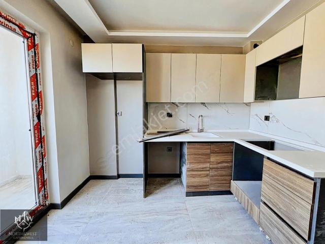 Northwestten İncekte Teraslı Bağımsız Mutfaklı 4+1 Kiralık Daire