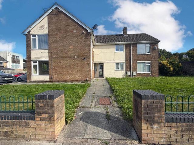 Northwood, Kirkby L33, 1 bed flat to rent, £575 pcm | PrimeLocation