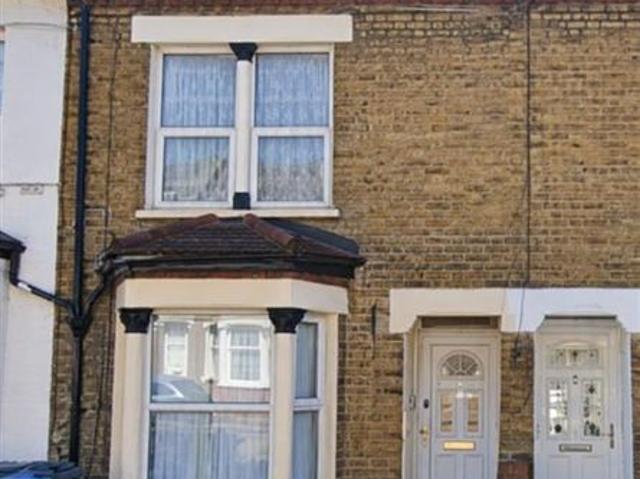 Northwood Road, Thornton Heath CR7, 3 bed terraced house to rent, £2,150 pcm | PrimeLocation