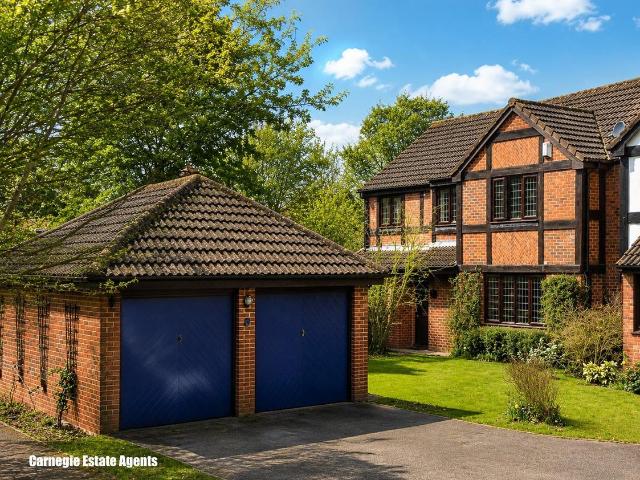 Northwood, Welwyn Garden City, Herts AL7, 4 bed detached house to rent, £2,450 pcm | PrimeLocation