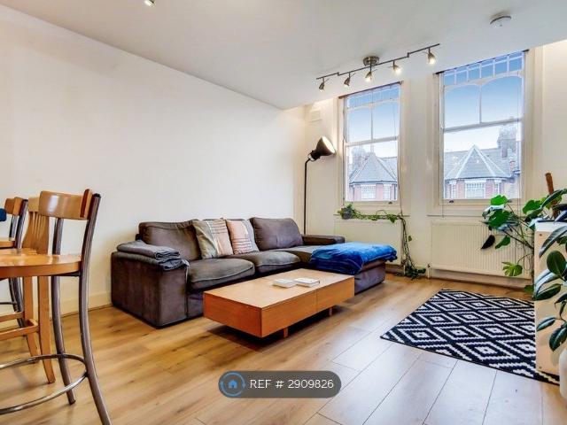 Northwold Rd, London E5, 3 bed flat to rent, £3,200 pcm | PrimeLocation