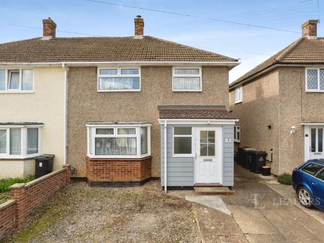 Norton Crescent, Tonbridge, Kent, TN10 3 bed house to rent £2,000 pcm £462 pw
