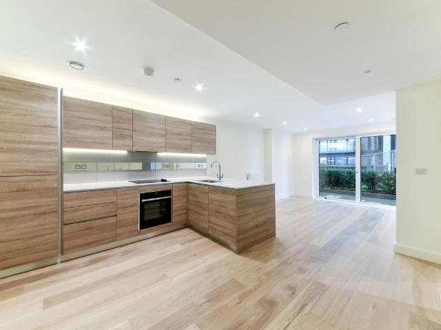 Norton House, Duke Of Wellington Avenue, Woolwich, London SE18, 1 bed flat to rent, £1,950 pcm | PrimeLocation