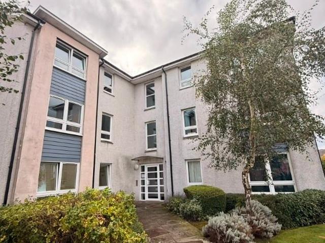 Norway Gardens, Dunfermline, Fife KY11, 2 bed flat to rent, £895 pcm | PrimeLocation