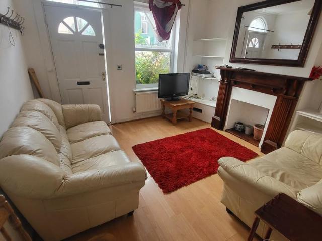 Norwich NR3 4 bed terraced house to rent £1,800 pcm £415 pw