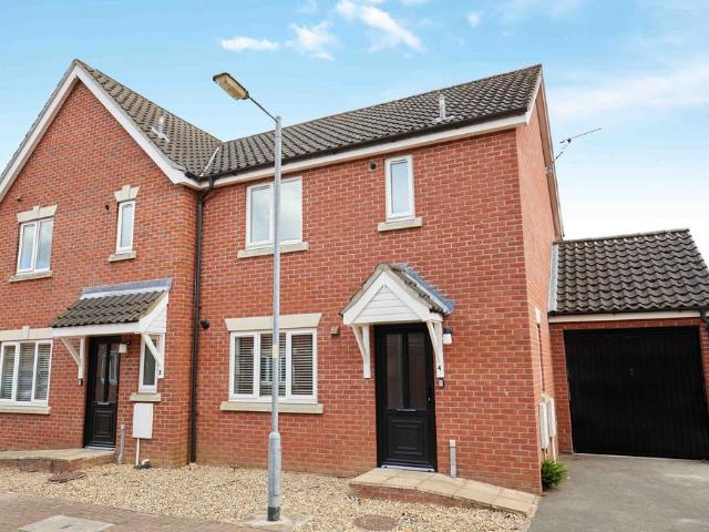 Norwich NR3 3 bed semi detached house to rent £2,000 pcm £462 pw