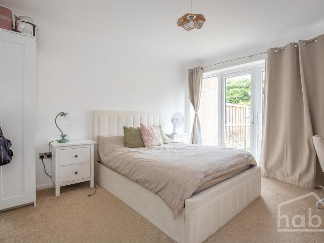 Norwich NR2 1 bed house to rent £695 pcm £160 pw