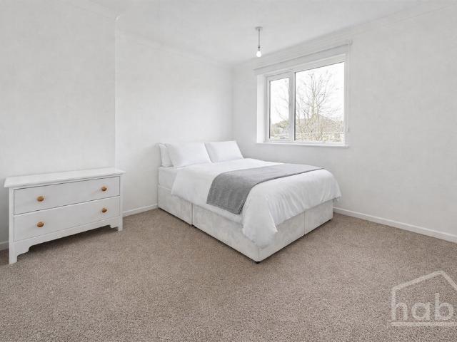 Norwich NR4 4 bed terraced house to rent £1,700 pcm £392 pw