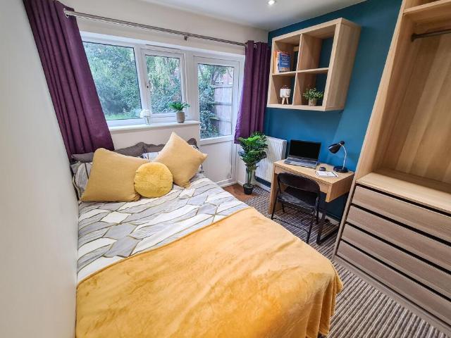 Norwich NR5 1 bed in a house share to rent £465 pcm £107 pw