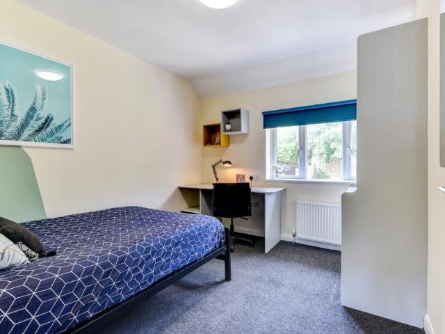 Norwich Drive, Brighton BN2 1 bed in a house share to rent £780 pcm £180 pw