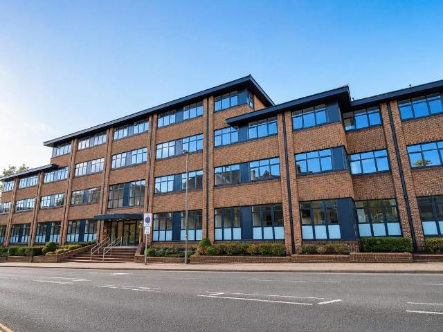 Norwich House, Camberley GU15, Room to rent, £995 pcm | PrimeLocation