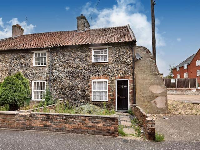 Norwich Road, Thetford IP24, 2 bed terraced house to rent, £900 pcm | PrimeLocation