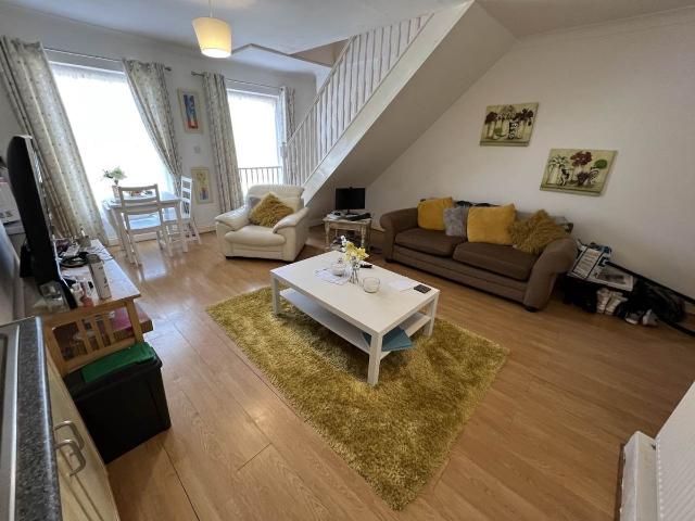 Norwood Court, Trowbridge, Wiltshire BA14, 1 bed flat to rent, £895 pcm | PrimeLocation