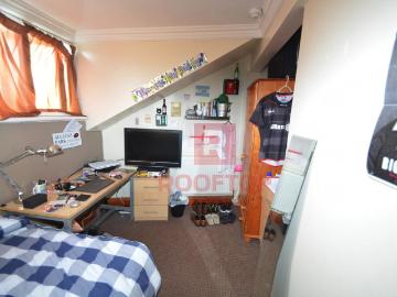 Norwood Place, Leeds LS6 5 bed house to rent £2,860 pcm £660 pw