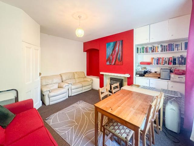 Norwood Road, Birkby, Huddersfield HD2, 2 bed terraced house to rent, £750 pcm | PrimeLocation