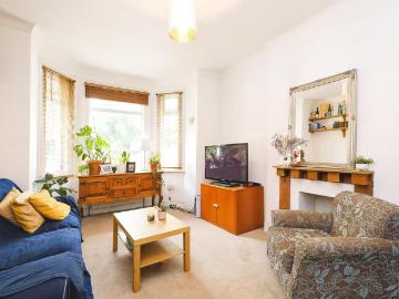 Norwood Road, London, SE24 1 bed flat to rent £1,875 pcm £433 pw