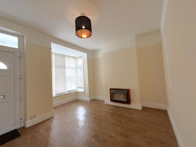 Norwood Road, Shipley BD18, 4 bed terraced house to rent, £1,050 pcm | PrimeLocation