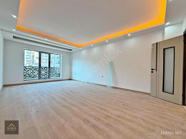 NORA^ACİLL^ CADDE ÜZERİ EBEVEYN BANYOLU SİTEDE GENİŞ 3+1 DAİRE