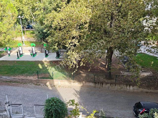 Nora'dan 1200 Evler'de Ara Kat İçi Yenilenmiş Park Cepheli 3+1
