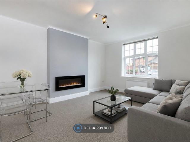 Norbiton Hall, Kingston Upon Thames KT2, 2 bed flat to rent, £2,000 pcm | PrimeLocation