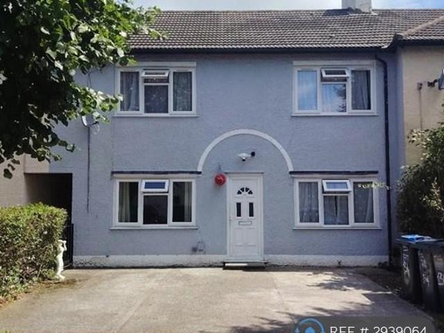 Norbury Avenue, Thornton Heath, CR7 4 bed terraced house to rent £3,300 pcm £762 pw