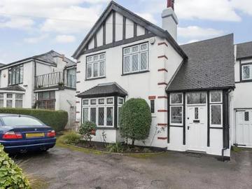 Norbury Hill, London, SW16 3RU, United Kingdom | 5 bed house for rent #140659041 | Rentberry