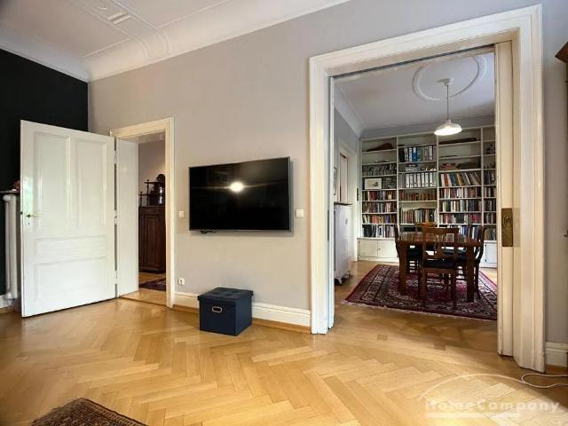 Nordend West 8071733 beautiful spacious 5 room flat perfect family home