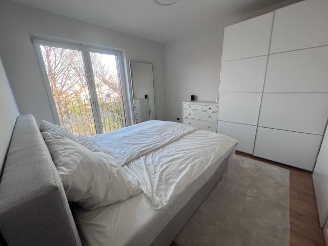 Nordic Style Downtown Apartment with Modern Amenities
