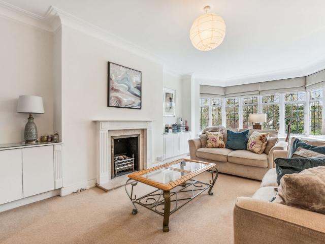 Norfolk House, Highlands Heath SW15, 2 bed flat to rent, £2,400 pcm | PrimeLocation