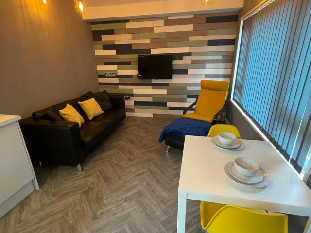 Norfolk Park Road, Sheffield S2 1 bed in a house share to rent £495 pcm £114 pw
