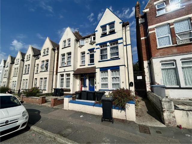 Norfolk Road, Margate 2 bed apartment to rent £1,050 pcm £242 pw